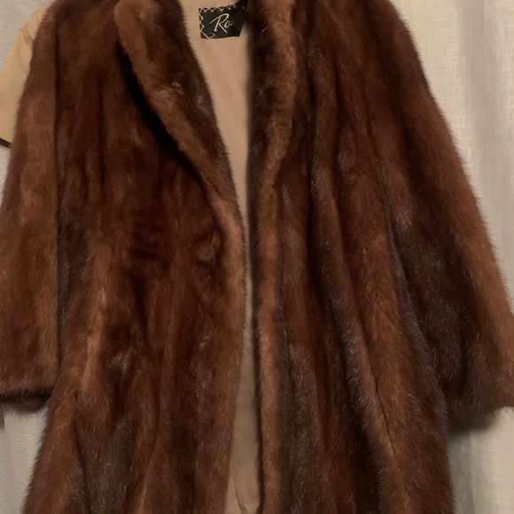 Vintage Mink Coat - Picture 7 of 11